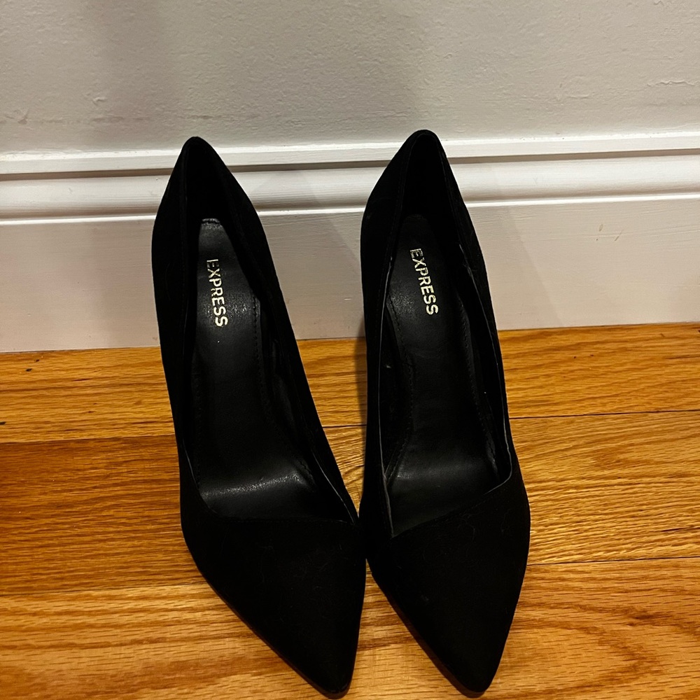 Express Heels